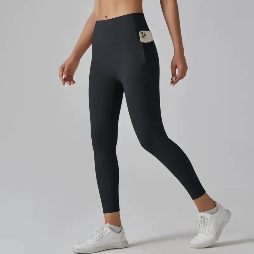 High-Waist Yoga & Fitness Pants – Sculpting Cropped Leggings for Women