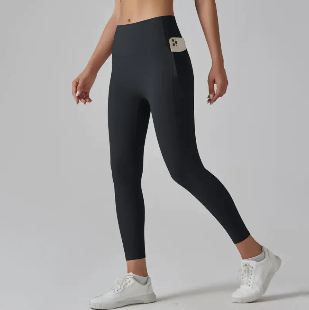 High-Waist Yoga & Fitness Pants – Sculpting Cropped Leggings for Women