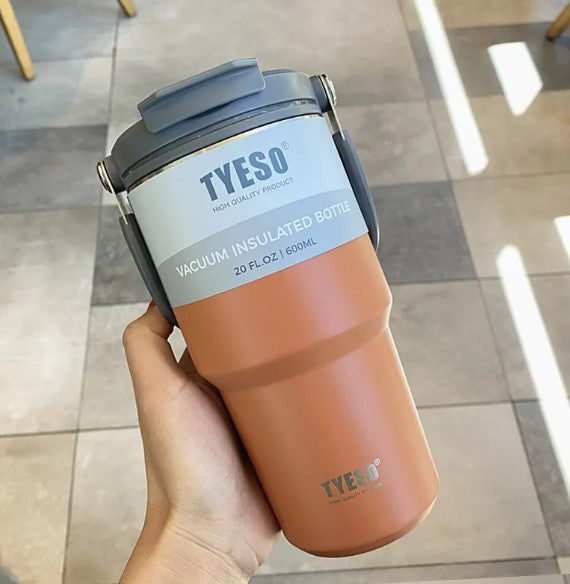 TYESO Vacuum Insulated Sports Thermos Flask – Stainless Steel Travel Mug, Leak-Proof, Hot & Cold (600ml / 750ml / 900ml)