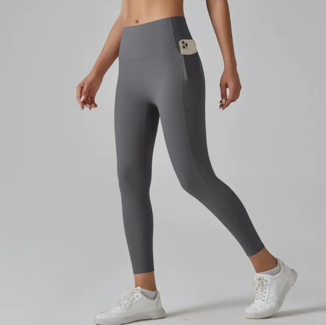 High-Waist Yoga & Fitness Pants – Sculpting Cropped Leggings for Women