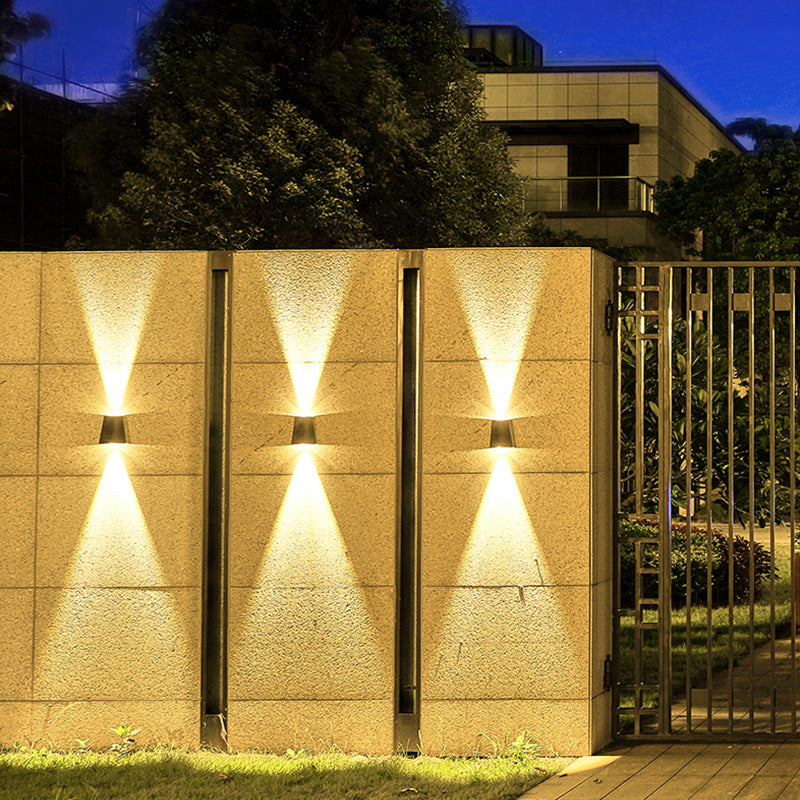 Solar Outdoor Wall Light – Waterproof Dual Beam Landscape Lamp with 10-Hour Battery | Modern PVC Design for Garden, Villa & Courtyard